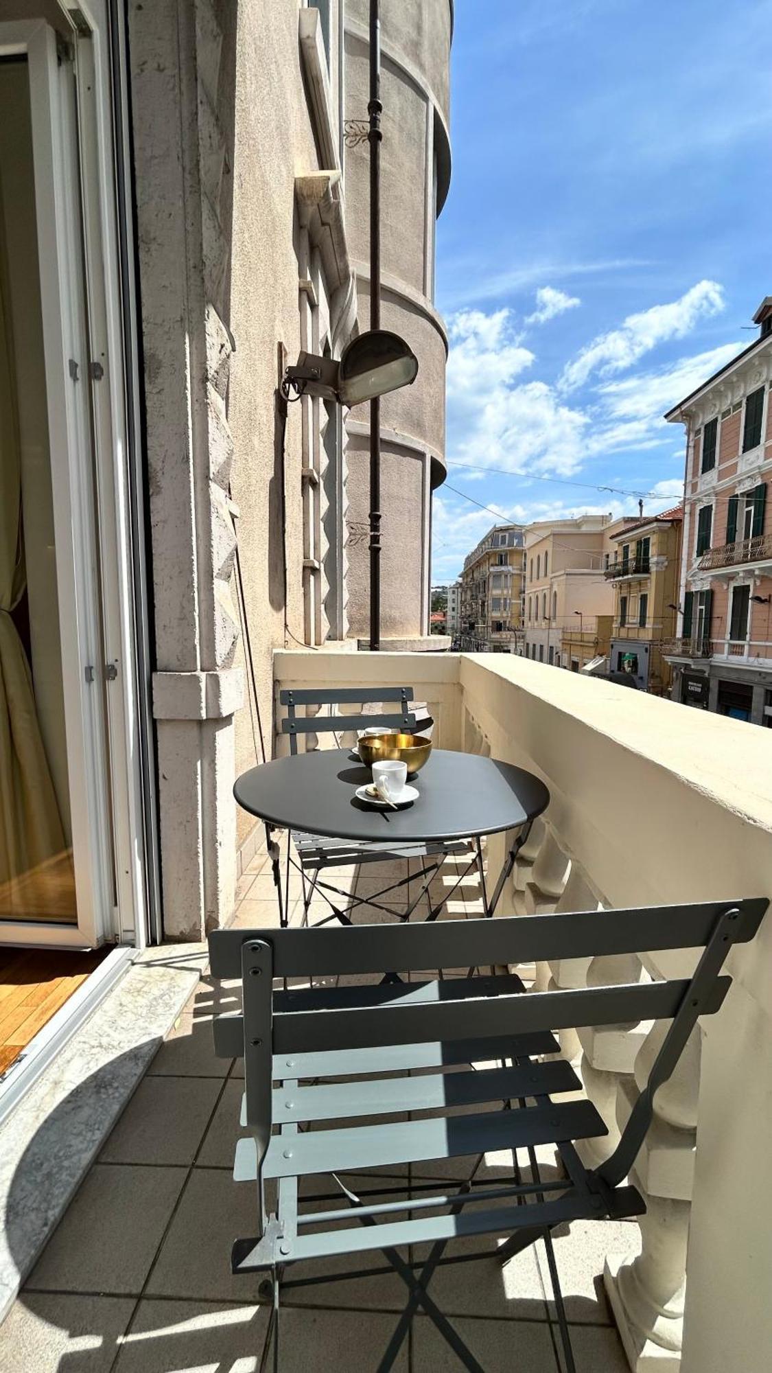Da Mariella Case Vacanze - Roma 149 Sanremo Exteriér fotografie